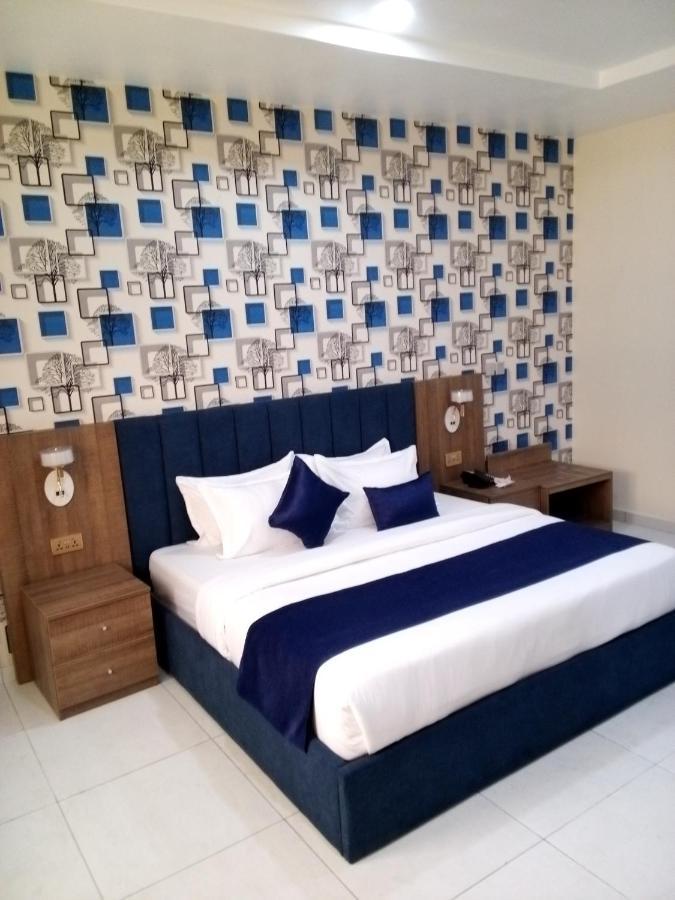 Proxima Centauri Hotel Port Harcourt Exteriör bild