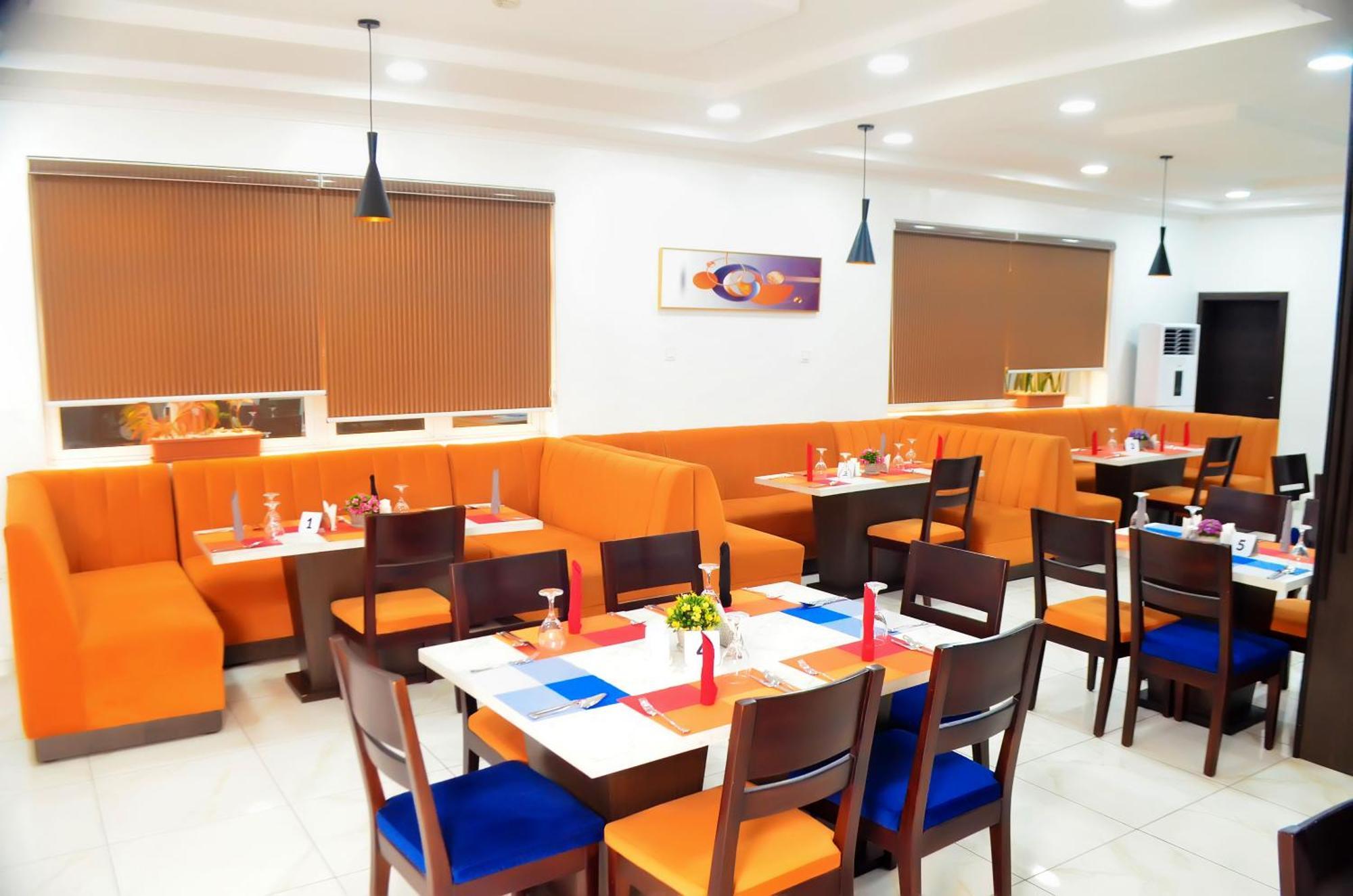 Proxima Centauri Hotel Port Harcourt Exteriör bild